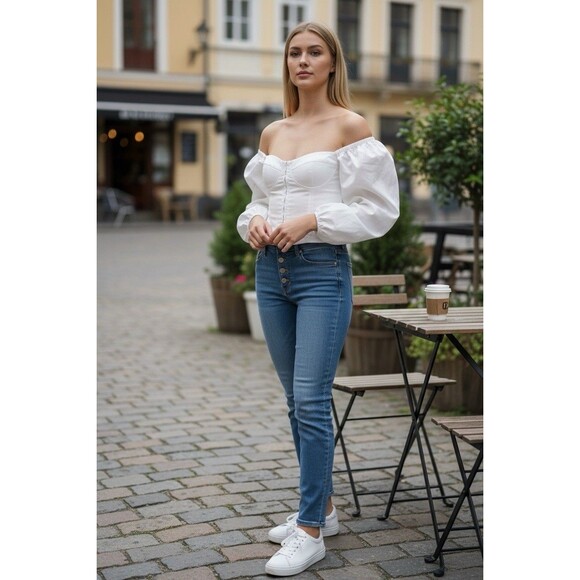 Aritzia Wilfred Woman’s White Puff Sleeve Crop Top Size Small Romantic Peasant - Picture 2 of 8